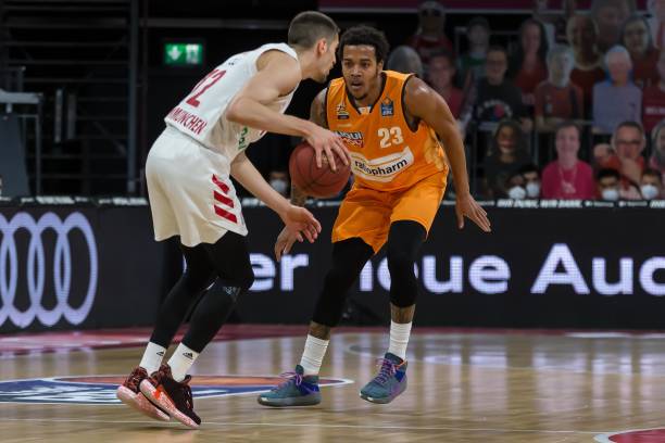 虽然沙特联 虽然沙特联